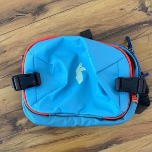 Cotopaxi Hip Bag